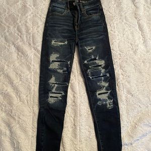 american eagle. size 0. dark blue jeans